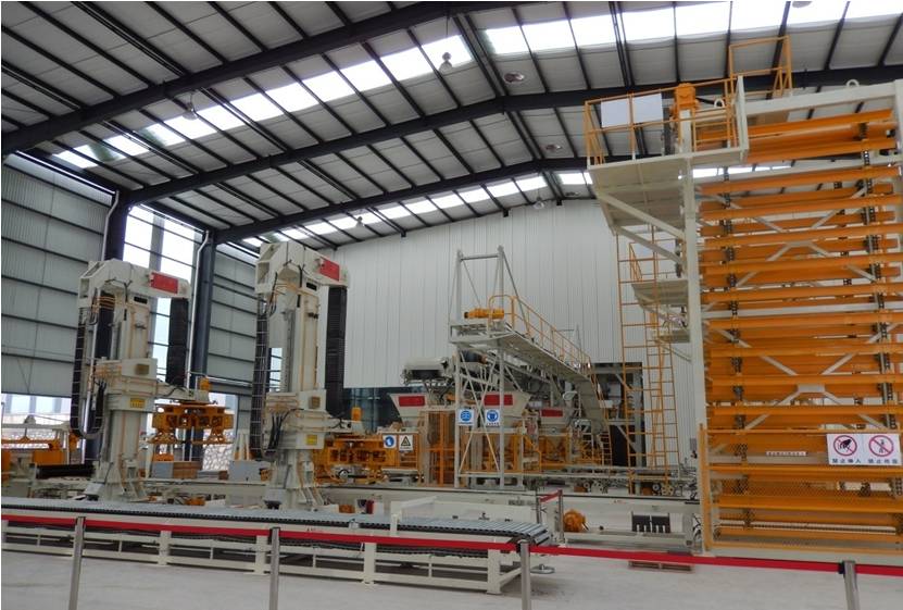 空心磚制磚機(jī)、多孔空心磚機(jī)客戶現(xiàn)場(chǎng) 空心磚制磚機(jī)、多孔空心磚機(jī)客戶現(xiàn)場(chǎng)