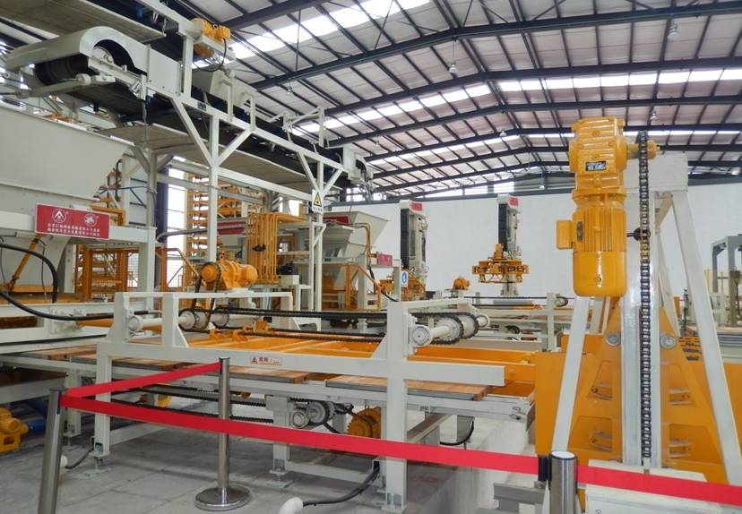 空心磚制磚機(jī)、多孔空心磚機(jī)生產(chǎn)線 空心磚制磚機(jī)、多孔空心磚機(jī)生產(chǎn)線