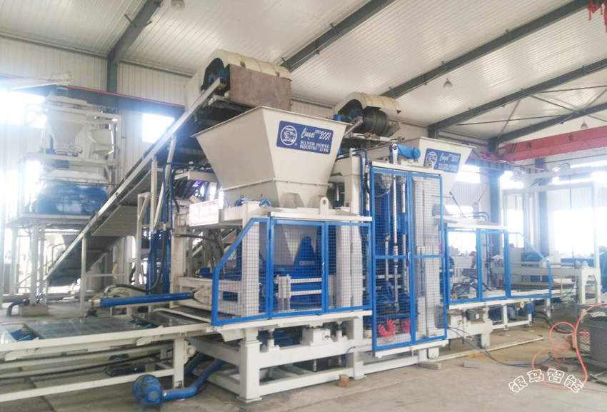 全自動(dòng)磚機(jī)生產(chǎn)設(shè)備 \