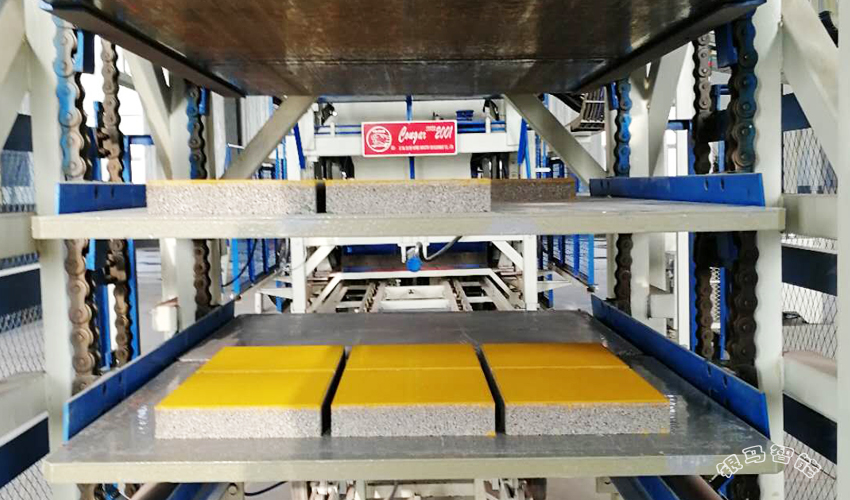 透水磚設備:逢雨內澇,西安“海綿城市”遭質疑