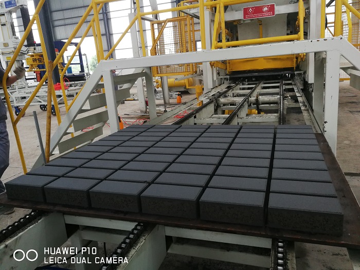 全自動(dòng)免燒磚機(jī):商州區(qū)環(huán)境違法、抗法應(yīng)嚴(yán)格查處