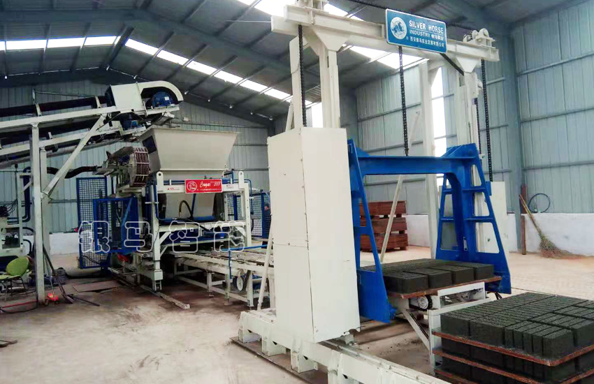 免燒磚全自動磚機:液壓系統小改變,年省數萬元